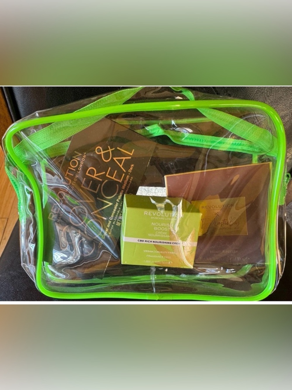 Revolution Makeup Bundle W/ Clear Makeup Case-Concealer/Highlighter/Cream - Picture 14 of 14